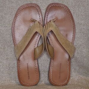 Frye Co. Fringe Flip Flops Size 8